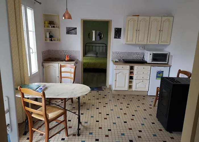 La Maisonnette - 5 Min Gare - Parking Facile - Netflix